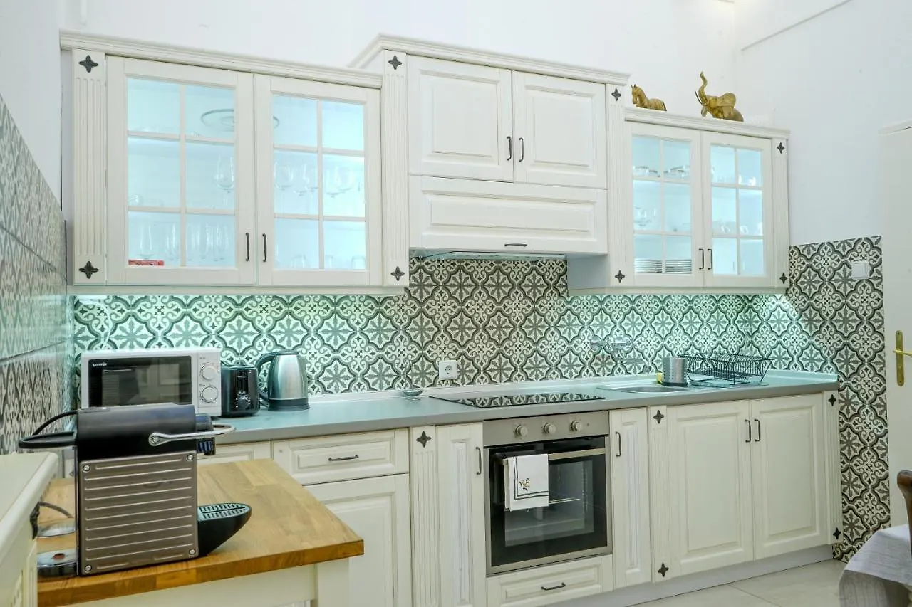 Budapest Opera Apartments 0*,  Hungary