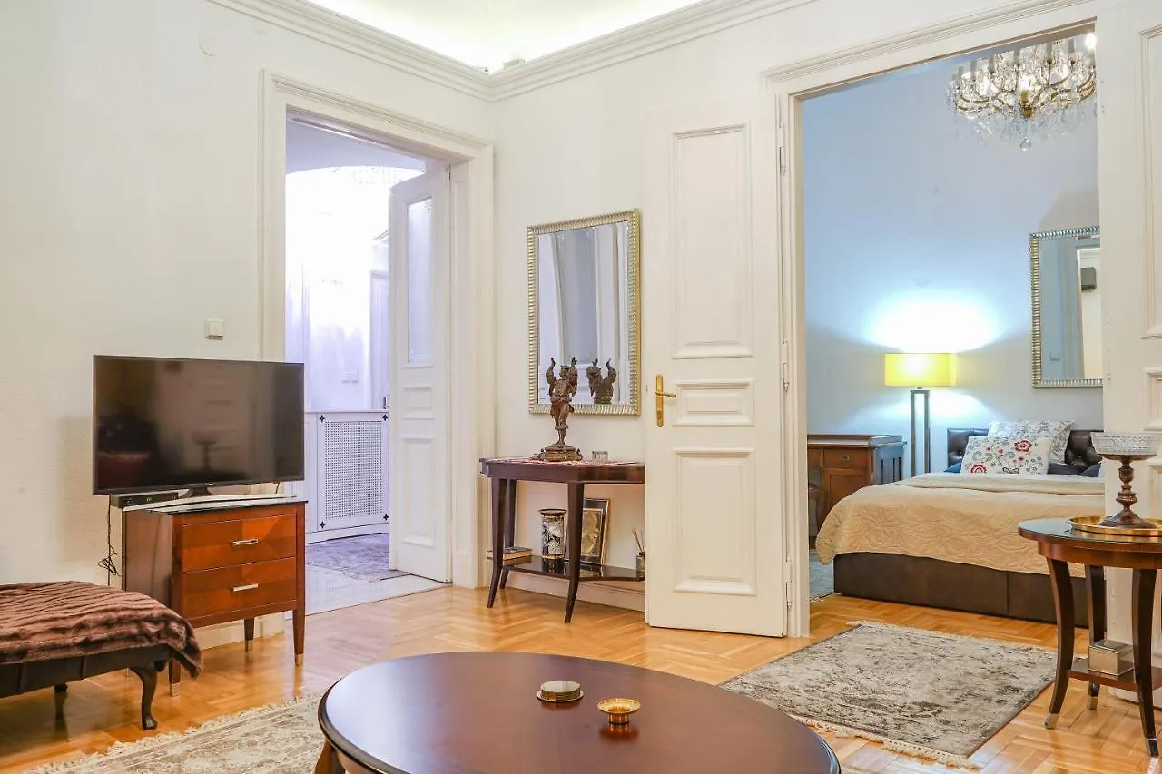 Budapest Opera Apartments