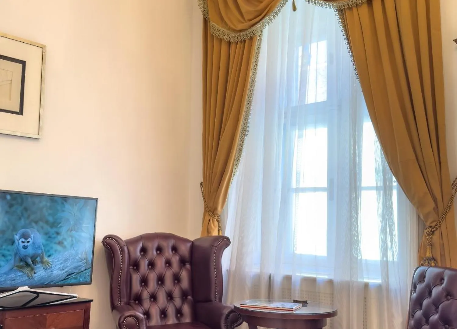 Budapest Opera Apartments